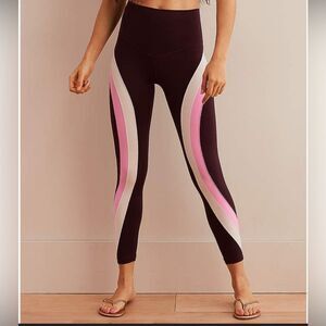 Aerie Chill Play Move Burgundy Striped Leggings Size M